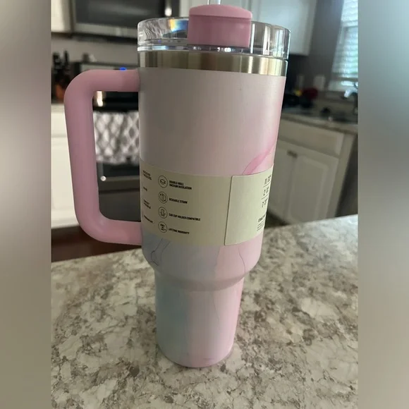 Target Exclusive Stanley 40 oz Stainless Steel H2.0 FlowState Quencher Tumbler - Picture 3 of 8